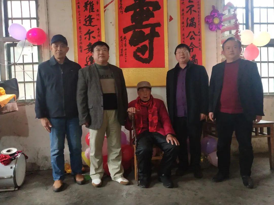 蔣姓明星群像解析，特性、體驗(yàn)、競(jìng)品對(duì)比及群體深度探討